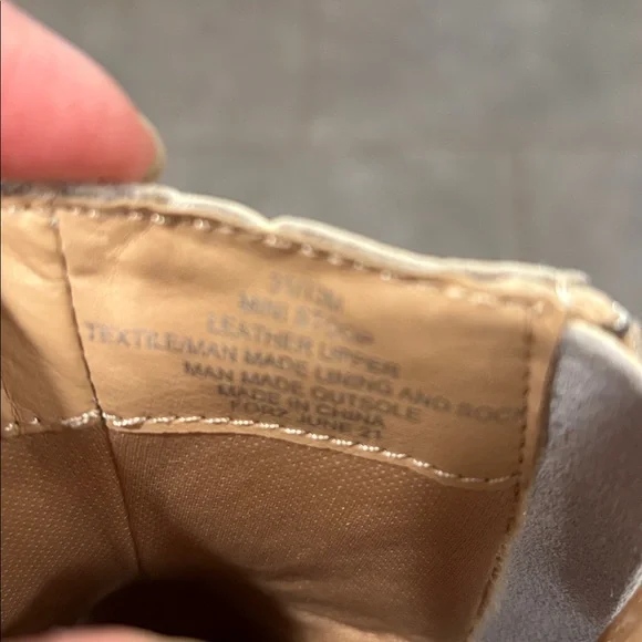 Embellished Beige Ankle Boots - Picture 5 of 6